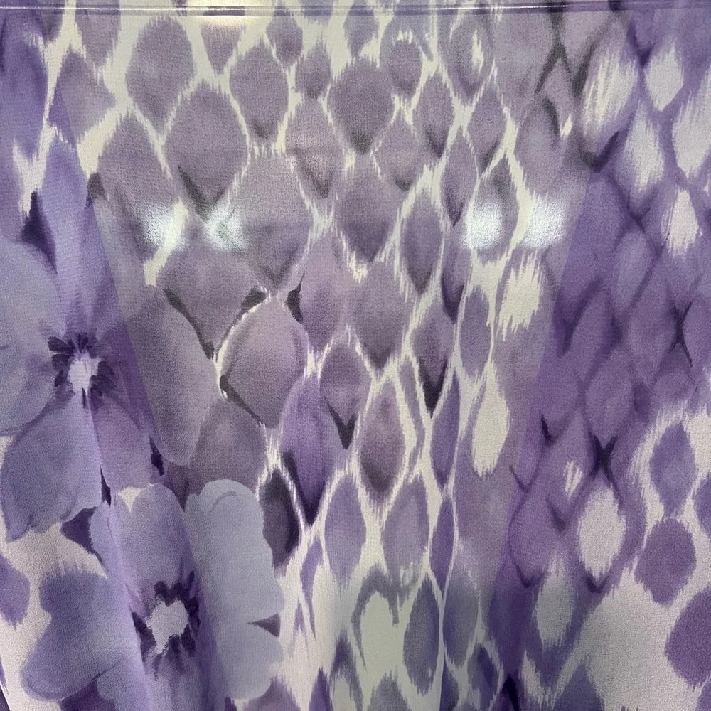 Victoria Secret floral sheer robe. - Picture 4 of 4